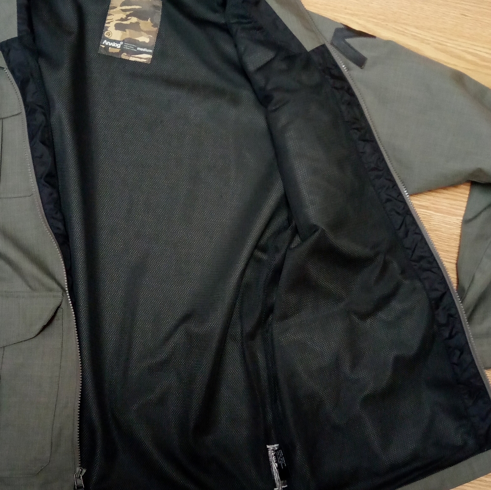 Men's military green six pocket Analog light weight jacket. Sz med - Picture 4 of 6